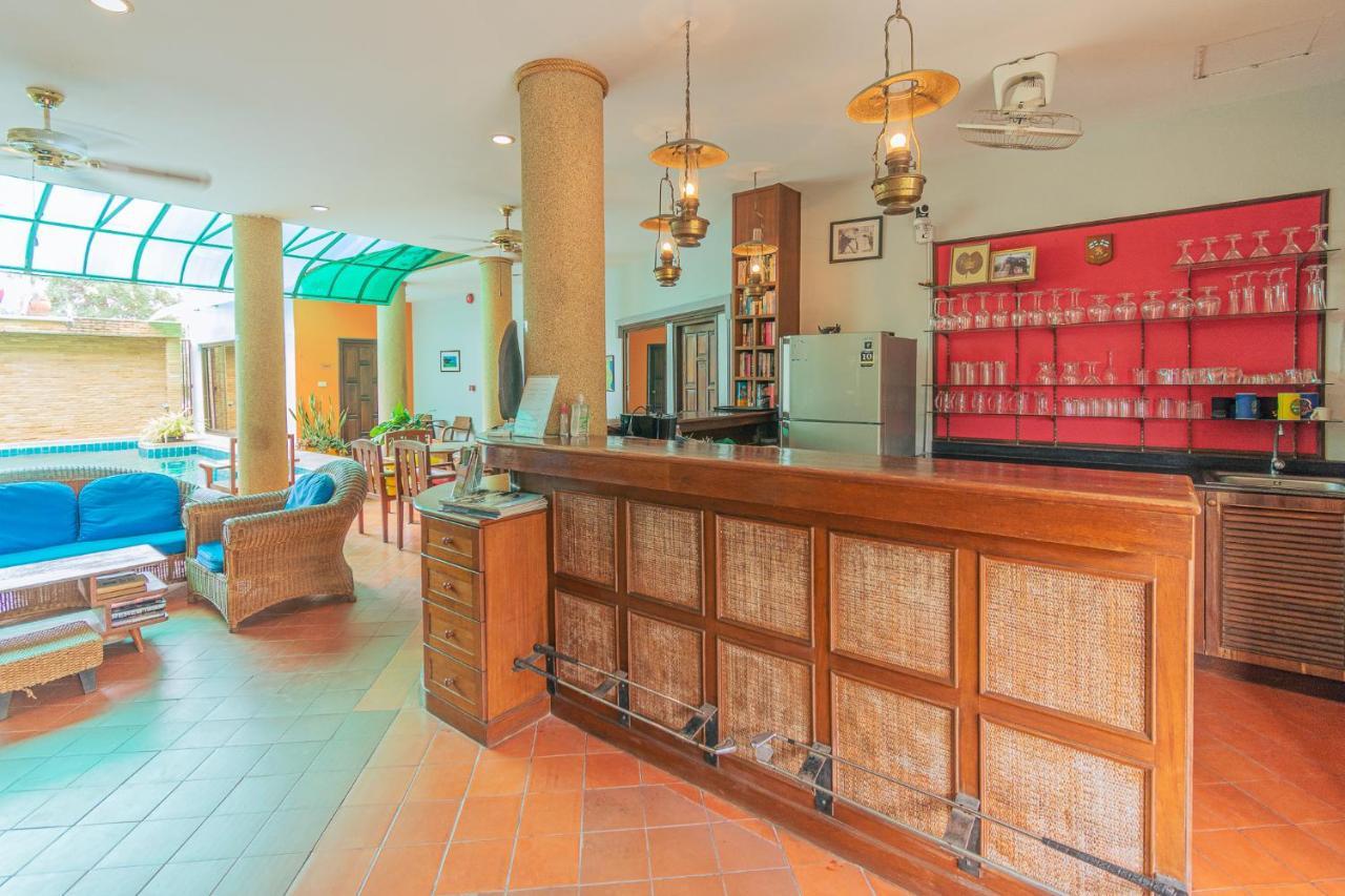 Evergreen Boutique Hua Hin Exterior photo