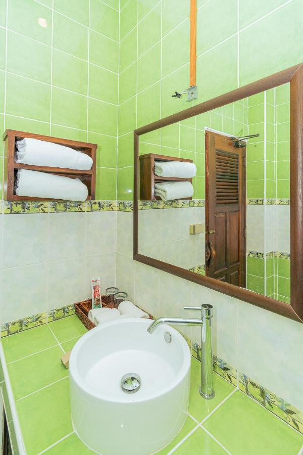 Evergreen Boutique Hua Hin Exterior photo