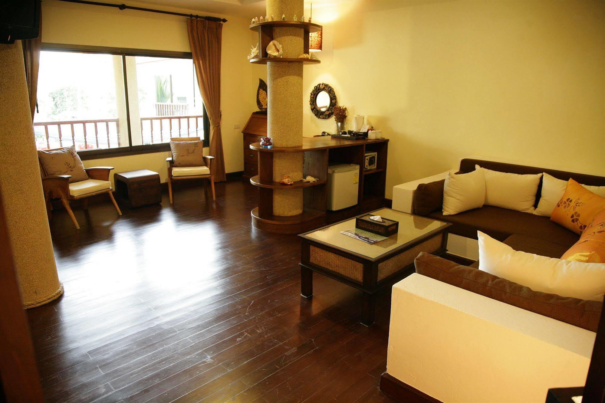 Evergreen Boutique Hua Hin Exterior photo